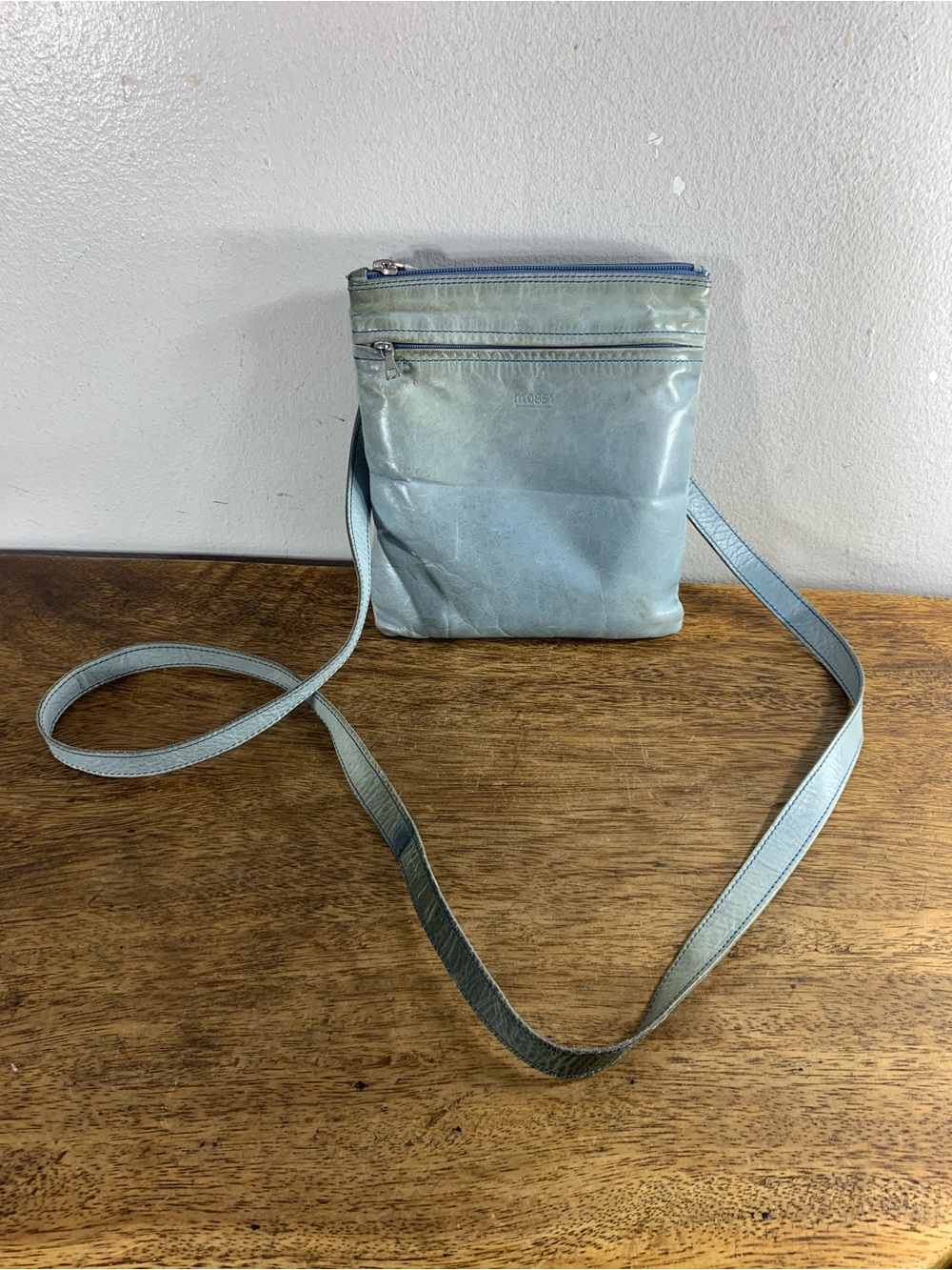 Vintage 90s small M0851 crossbody leather bag
